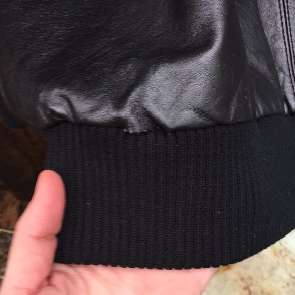 SOLD! 80s Members Only Blk Leather Racer Jacket - Picture 9 of 9